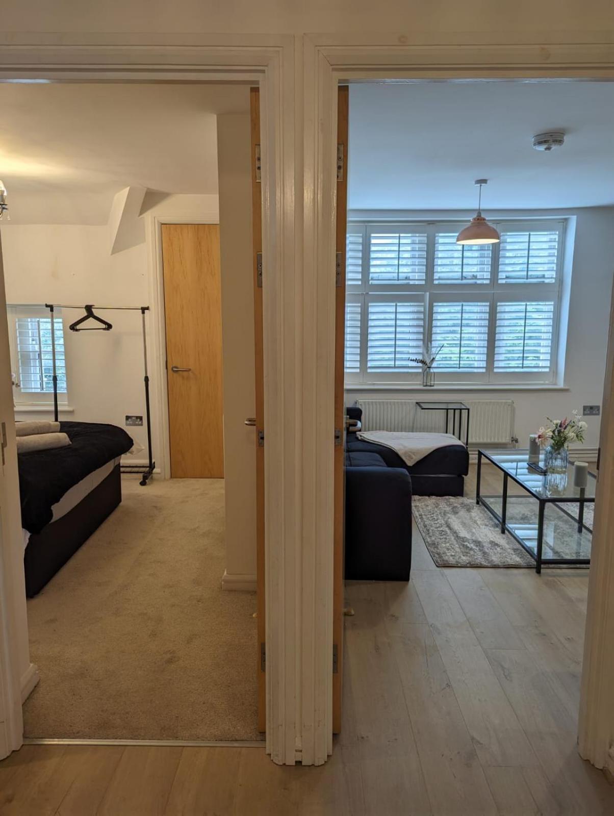 2-Bed Apartment Heart Of Cardiff Extérieur photo